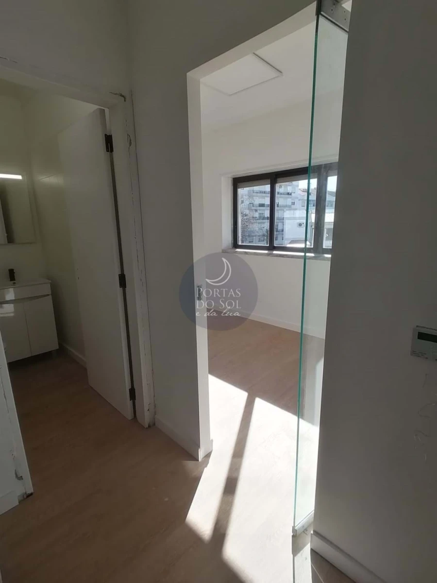 Escritório para Venda em Marvila, Ribeira Santarém, São Salvador, São Nicolau Foto 2