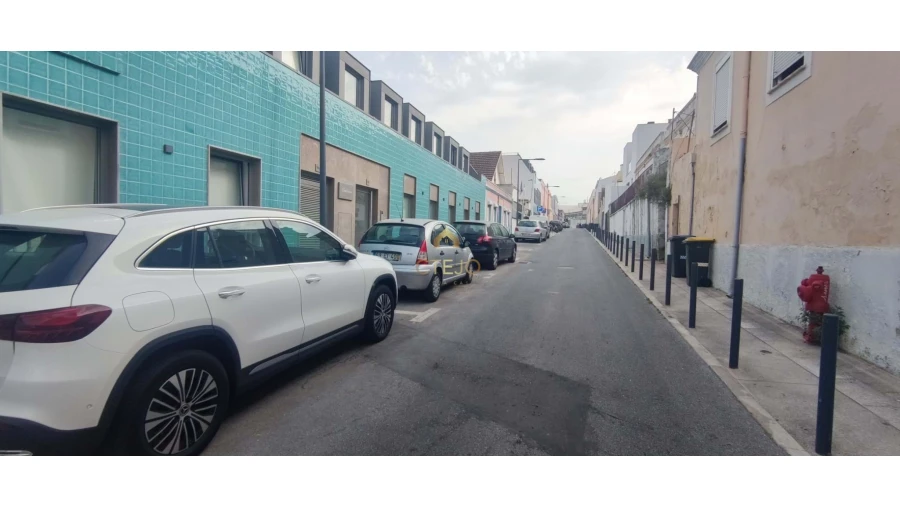 Moradia T6 para Venda em Parque das Nações Foto 1