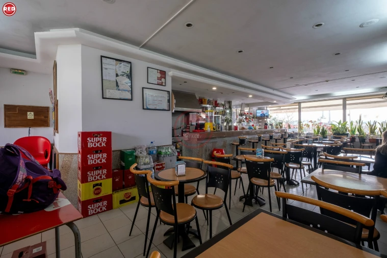 Loja para Venda em Mafamude e Vilar do Paraíso Foto 3