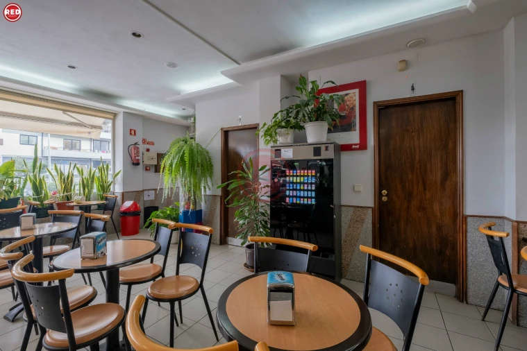 Loja para Venda em Mafamude e Vilar do Paraíso Foto 6