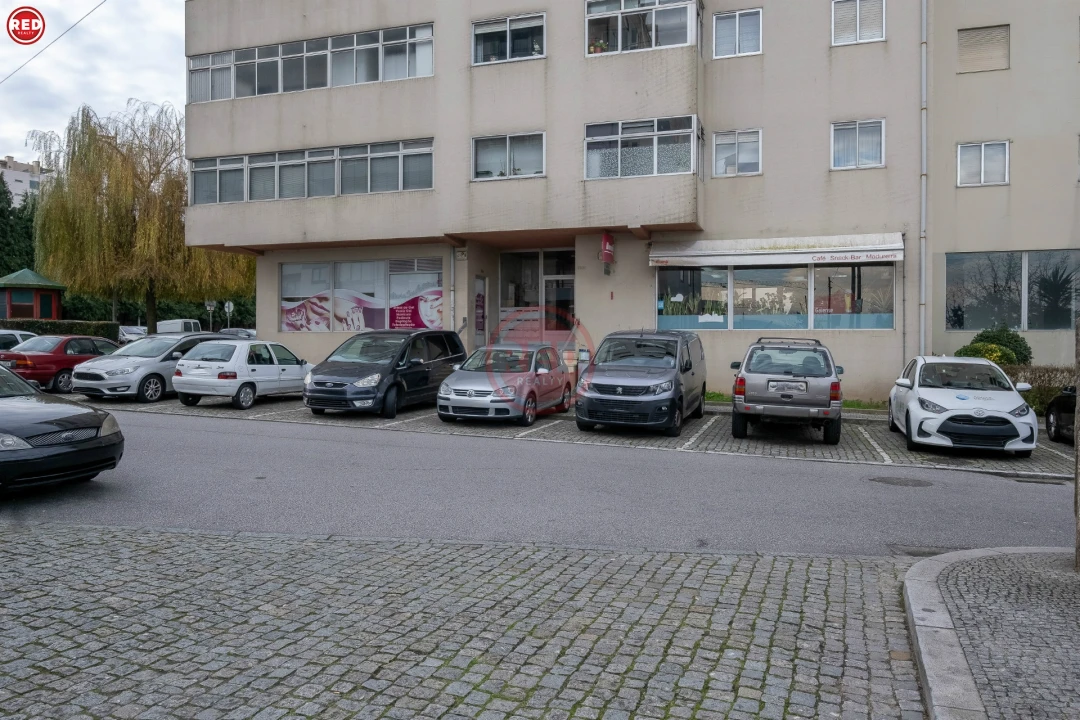 Loja para Venda em Mafamude e Vilar do Paraíso Foto 7