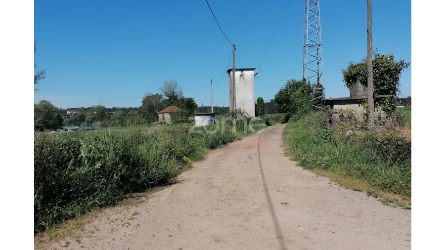 Terreno para Venda em Fradelos Foto 7