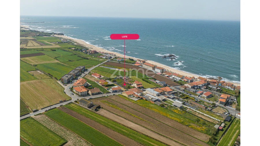 Terreno para Venda em Vila Chã