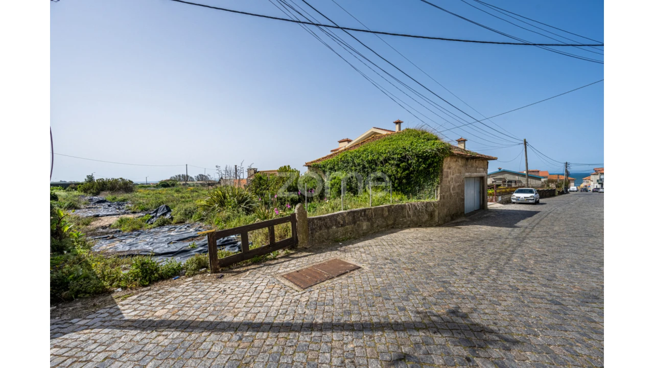 Terreno para Venda em Vila Chã Foto 16
