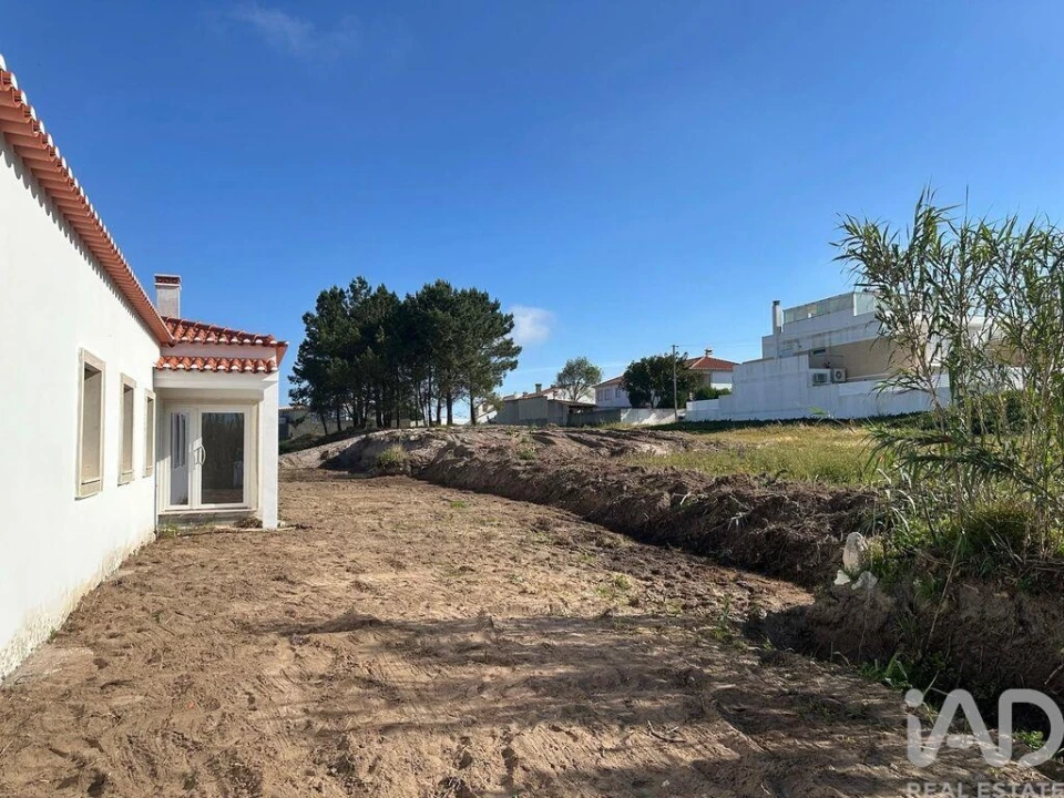 Moradia T4 para Venda em Ferrel Foto 17