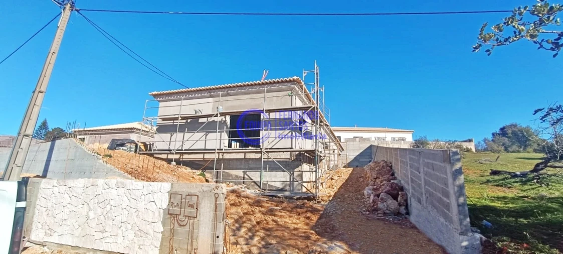Moradia T3 para Venda em Silves Foto 13