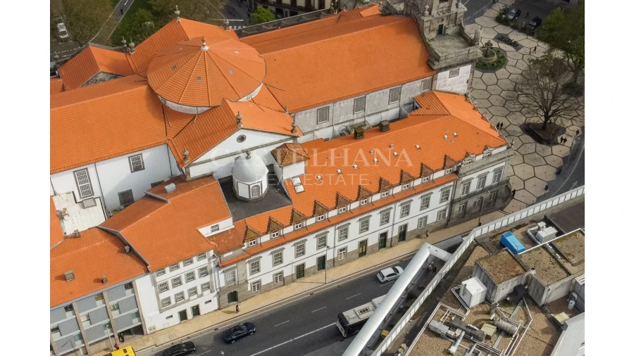 Prédio para Arrendamento em Cedofeita, Santo Ildefonso, Sé, Miragaia, São Nicolau e Vitória Foto 2