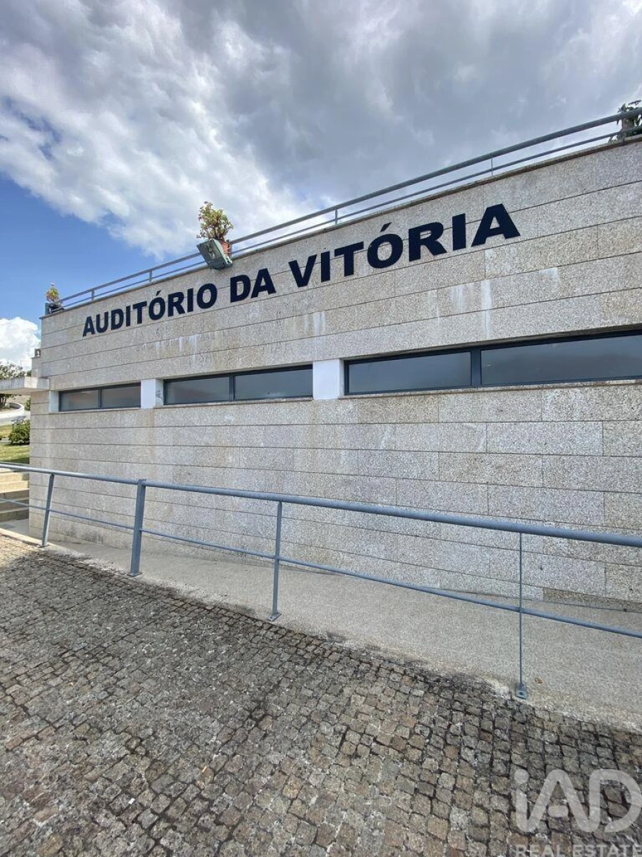 Moradia T13 para Venda em Aricera e Goujoim Foto 20