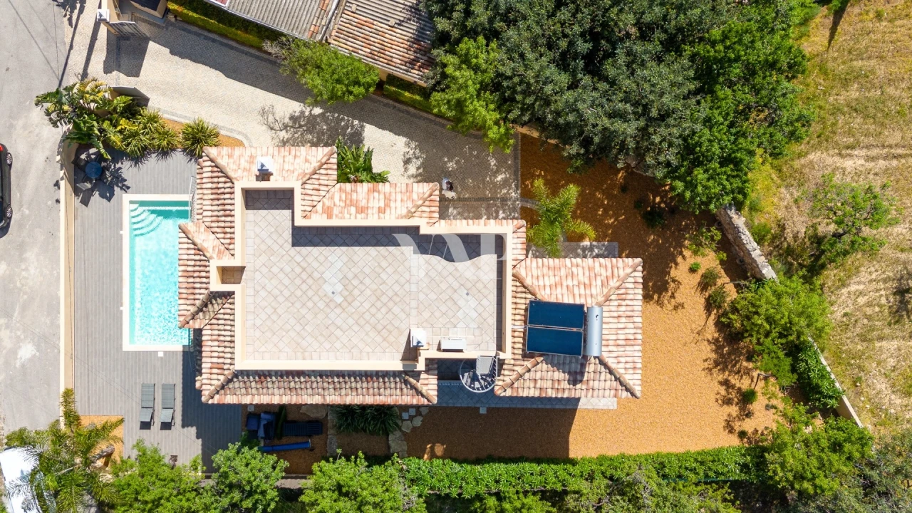 Moradia T4 para Venda em Boliqueime Foto 36