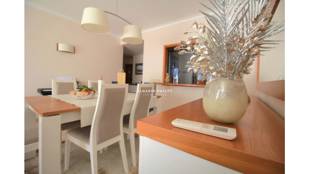 Apartamento T2 para Venda em Portimão Foto 6