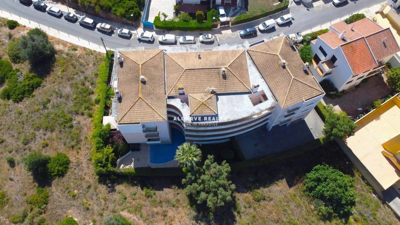 Apartamento T2 para Venda em Portimão Foto 4