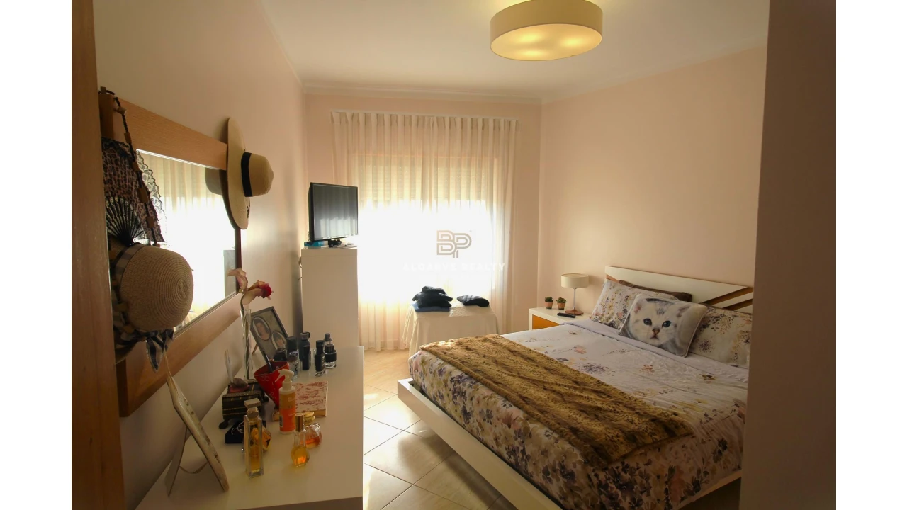 Apartamento T2 para Venda em Portimão Foto 21