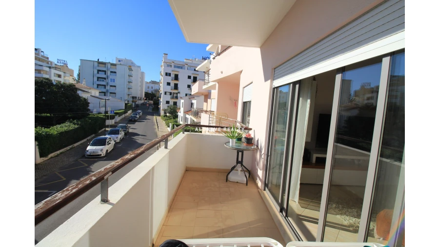 Apartamento T2 para Venda em Portimão Foto 13