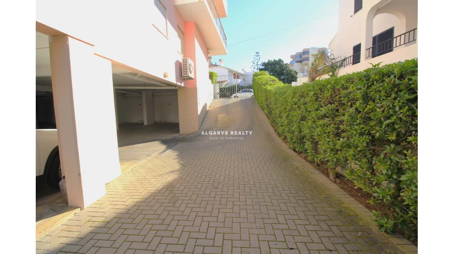 Apartamento T2 para Venda em Portimão Foto 30