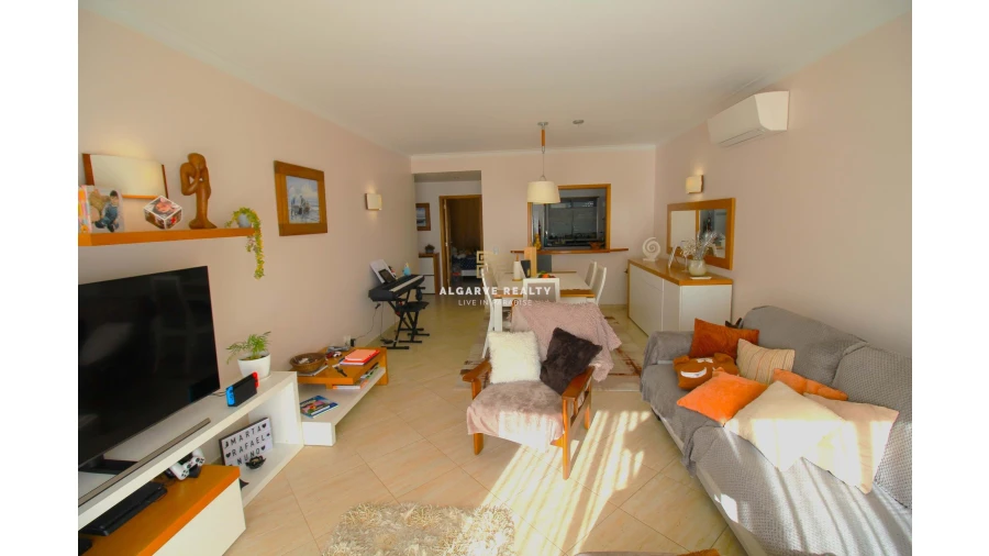 Apartamento T2 para Venda em Portimão Foto 7