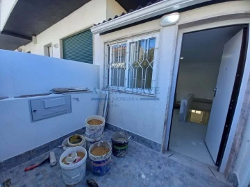 Moradia T3 para Venda em Carcavelos e Parede