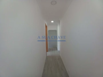 Moradia T3 para Venda em Carcavelos e Parede