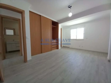 Moradia T3 para Venda em Carcavelos e Parede