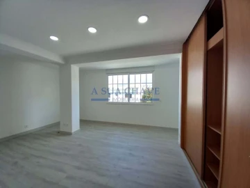 Moradia T3 para Venda em Carcavelos e Parede