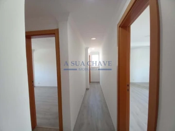 Moradia T3 para Venda em Carcavelos e Parede