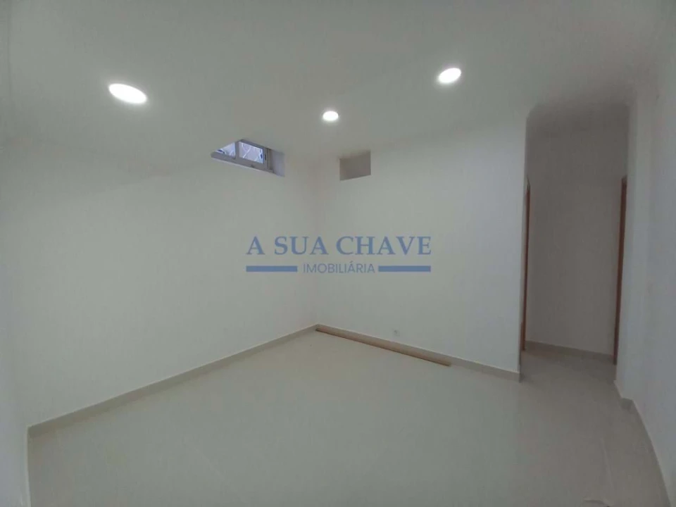 Moradia T3 para Venda em Carcavelos e Parede Foto 47