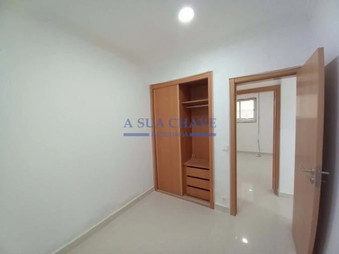 Moradia T3 para Venda em Carcavelos e Parede Foto 52