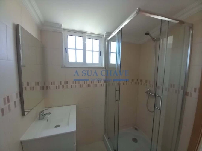Moradia T3 para Venda em Carcavelos e Parede Foto 31