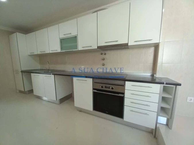 Moradia T3 para Venda em Carcavelos e Parede Foto 15