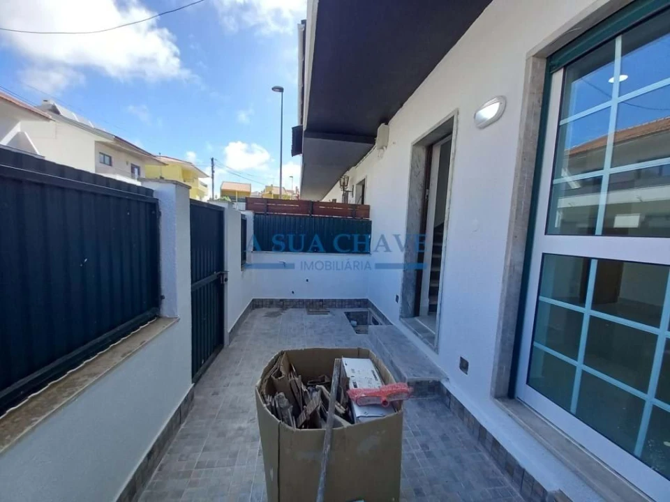 Moradia T3 para Venda em Carcavelos e Parede Foto 41
