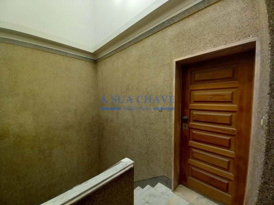 Apartamento T2 para Venda em Corroios Foto 4