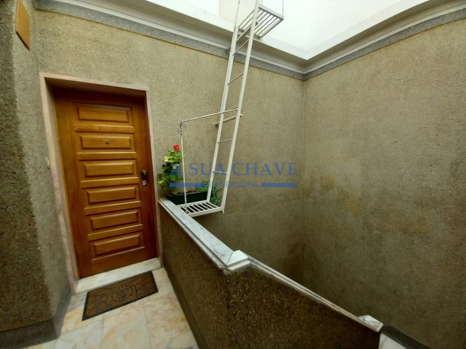 Apartamento T2 para Venda em Corroios Foto 29