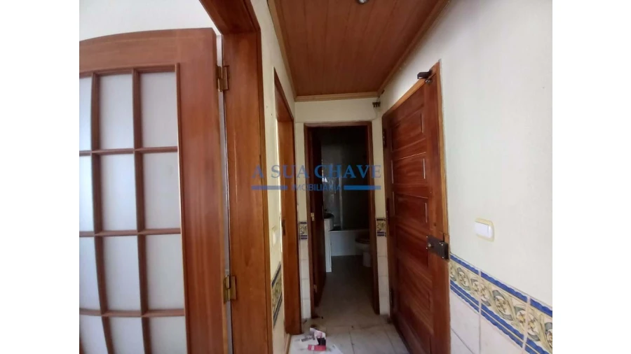 Apartamento T2 para Venda em Corroios Foto 28