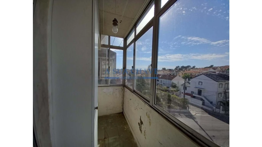 Apartamento T2 para Venda em Corroios Foto 19
