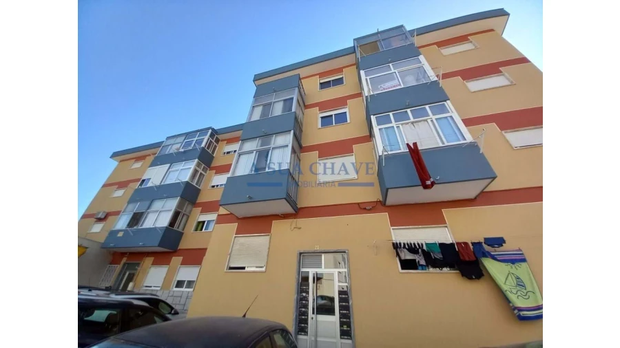 Apartamento T2 para Venda em Corroios Foto 31