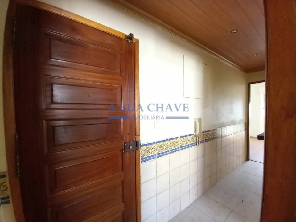 Apartamento T2 para Venda em Corroios Foto 5