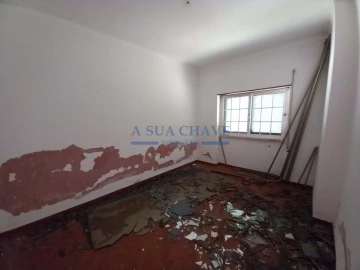 Moradia T3 para Venda em São Francisco