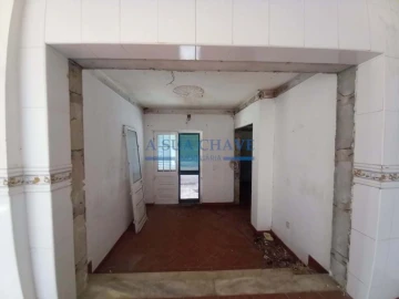 Moradia T3 para Venda em São Francisco