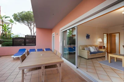 Apartamento T2 para Arrendamento férias em Quarteira
