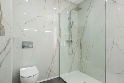 Apartamento T4 para Venda em Quelfes