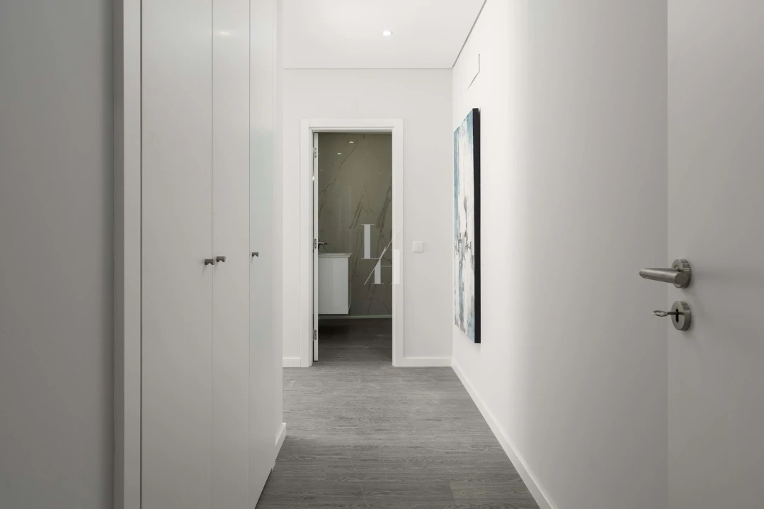 Apartamento T4 para Venda em Quelfes Foto 12