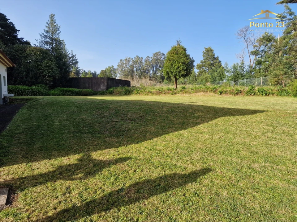 Moradia T6 para Venda em Caniço Foto 2