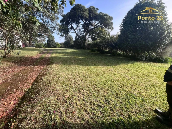 Moradia T6 para Venda em Caniço Foto 13