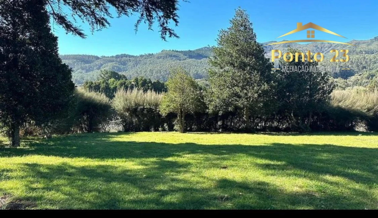 Moradia T6 para Venda em Caniço Foto 6