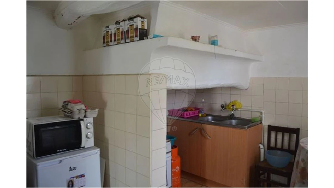 Moradia T8 para Venda em Ribeira de Nisa e Carreiras Foto 4