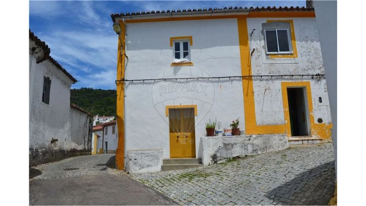 Moradia T8 para Venda em Ribeira de Nisa e Carreiras Foto 1