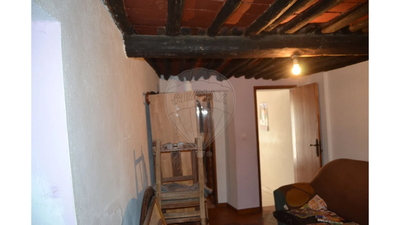 Moradia T5 para Venda em Ribeira de Nisa e Carreiras Foto 17