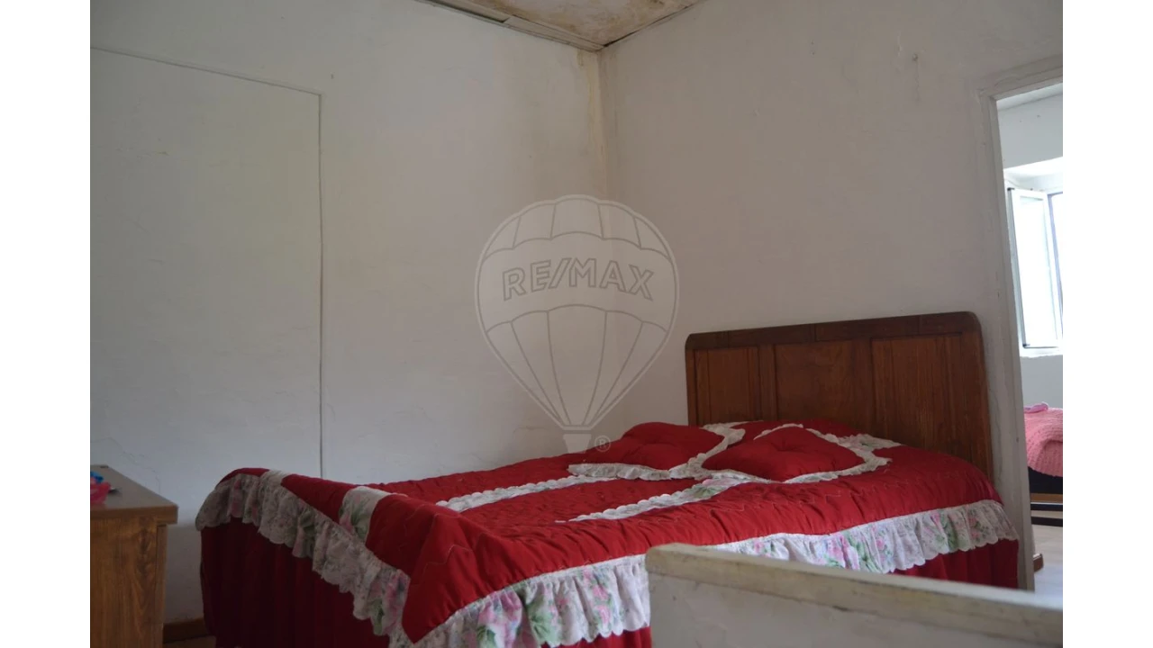 Moradia T5 para Venda em Ribeira de Nisa e Carreiras Foto 29