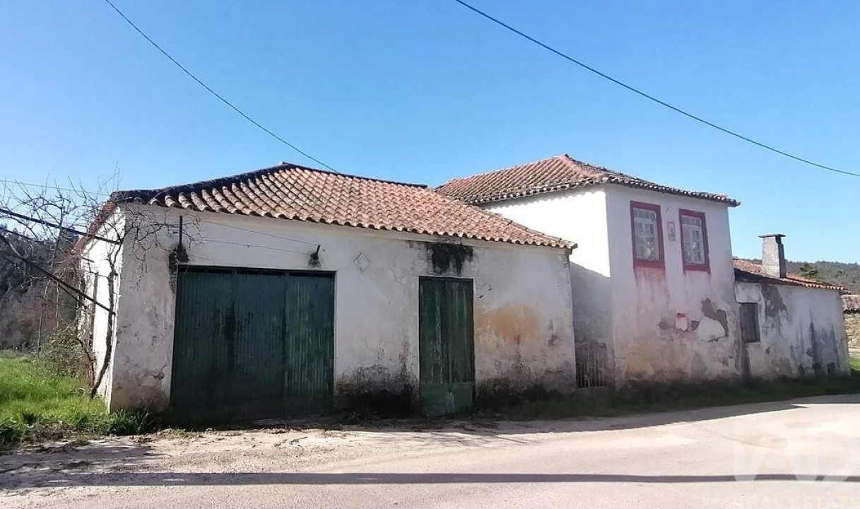 Moradia T2 para Venda em Lousã e Vilarinho Foto 4