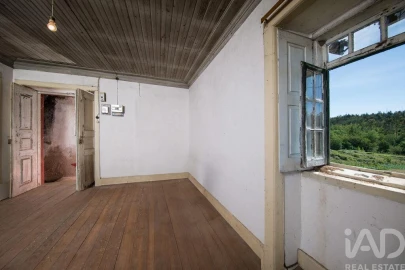 Moradia T2 para Venda em Lousã e Vilarinho