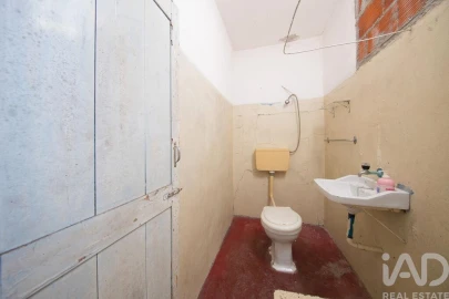 Moradia T2 para Venda em Lousã e Vilarinho